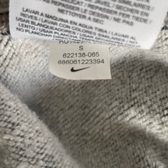 Nike Girls Cropped Sweatshirt Size Small Gray Purple Long Sleeve Pullover - Picture 8 of 8